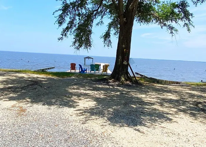 2br-bay Access-wifi-pet-friendly Holiday home